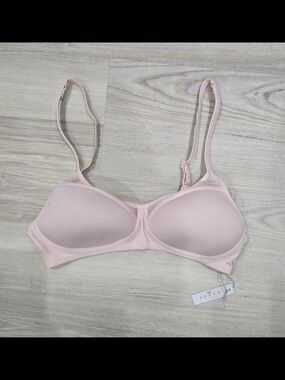 Reveal Bare Necessities Wire Free T-Shirt Bra in Light Pink Size 34B NWT